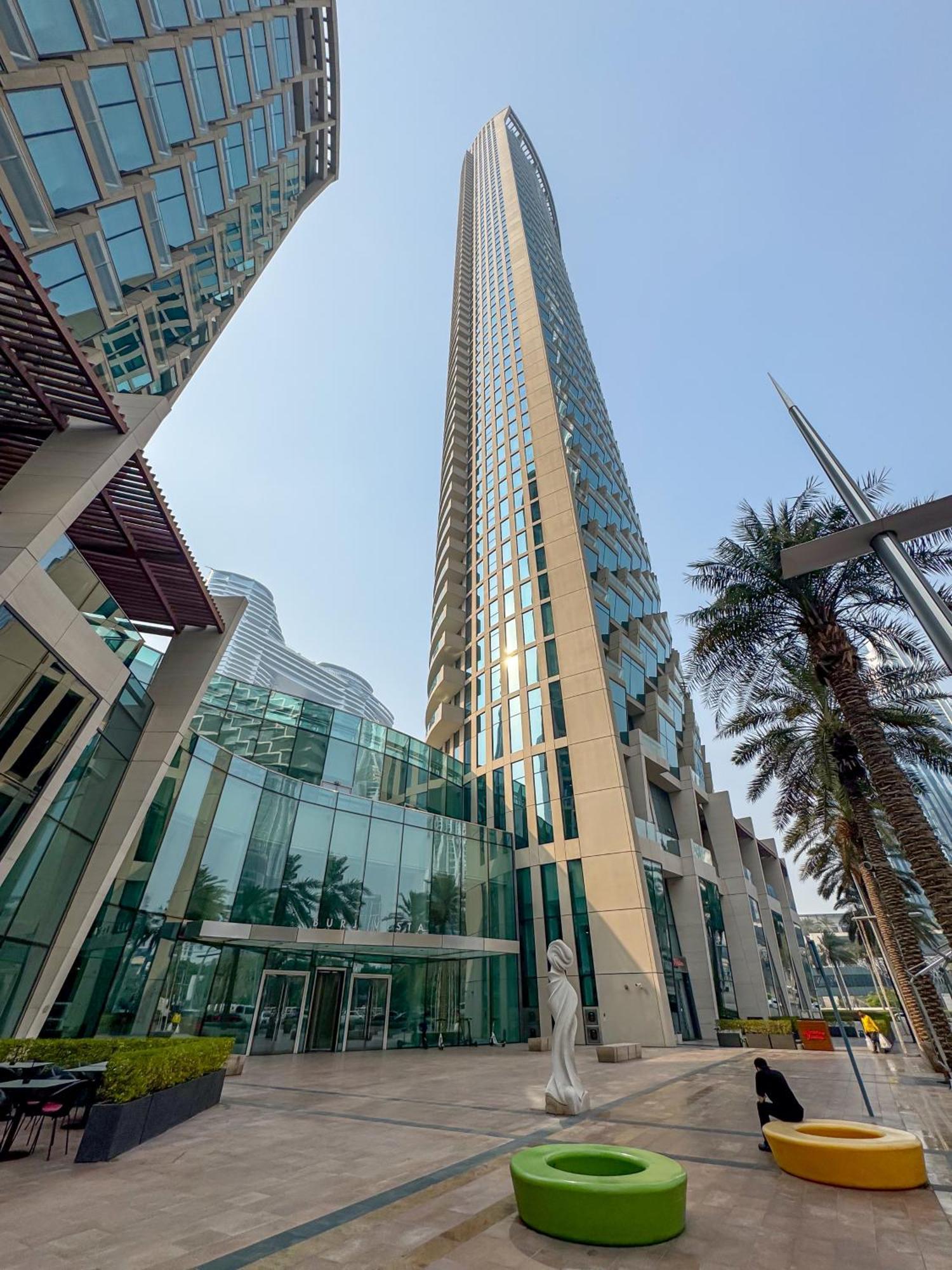 Burj Vista Luxury 2br ,full Burj Khalifa View ,direct Mall & Metro Access Appartement Dubaï