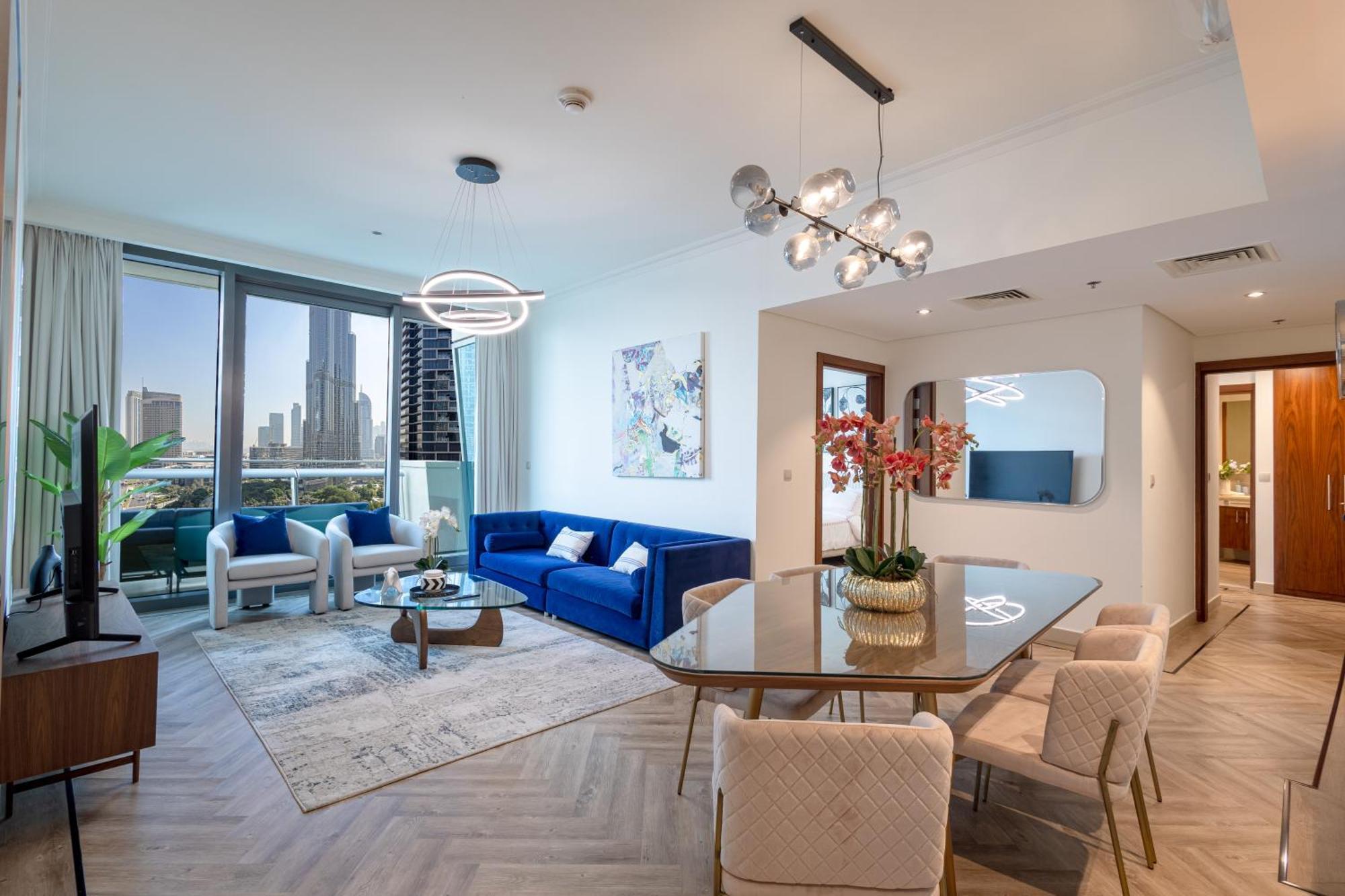 Burj Vista Luxury 2br ,full Burj Khalifa View ,direct Mall & Metro Access Dubaï