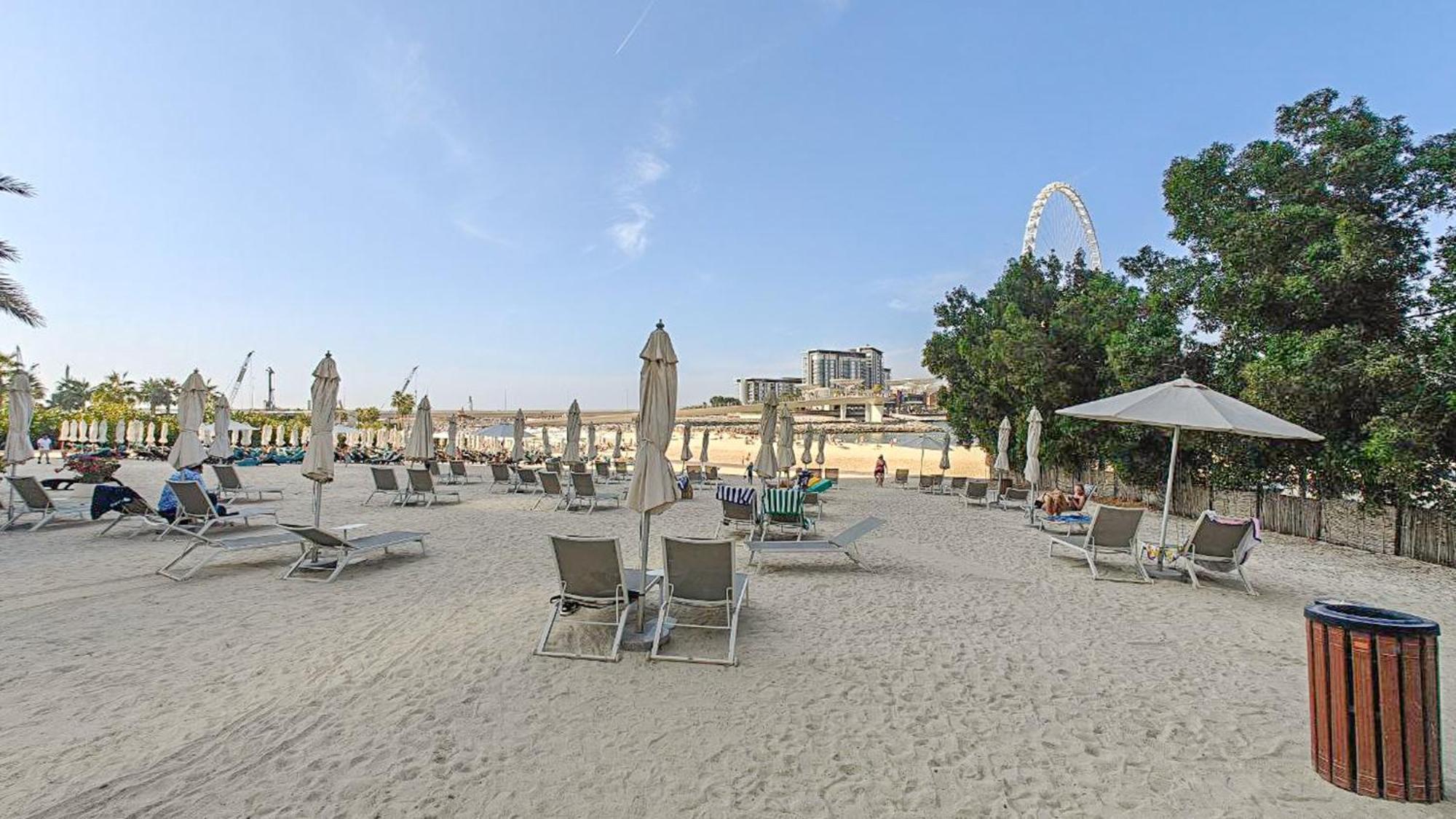 Serene 2-bedroom Escape With Sea Steps Away In Jbr Dubaï