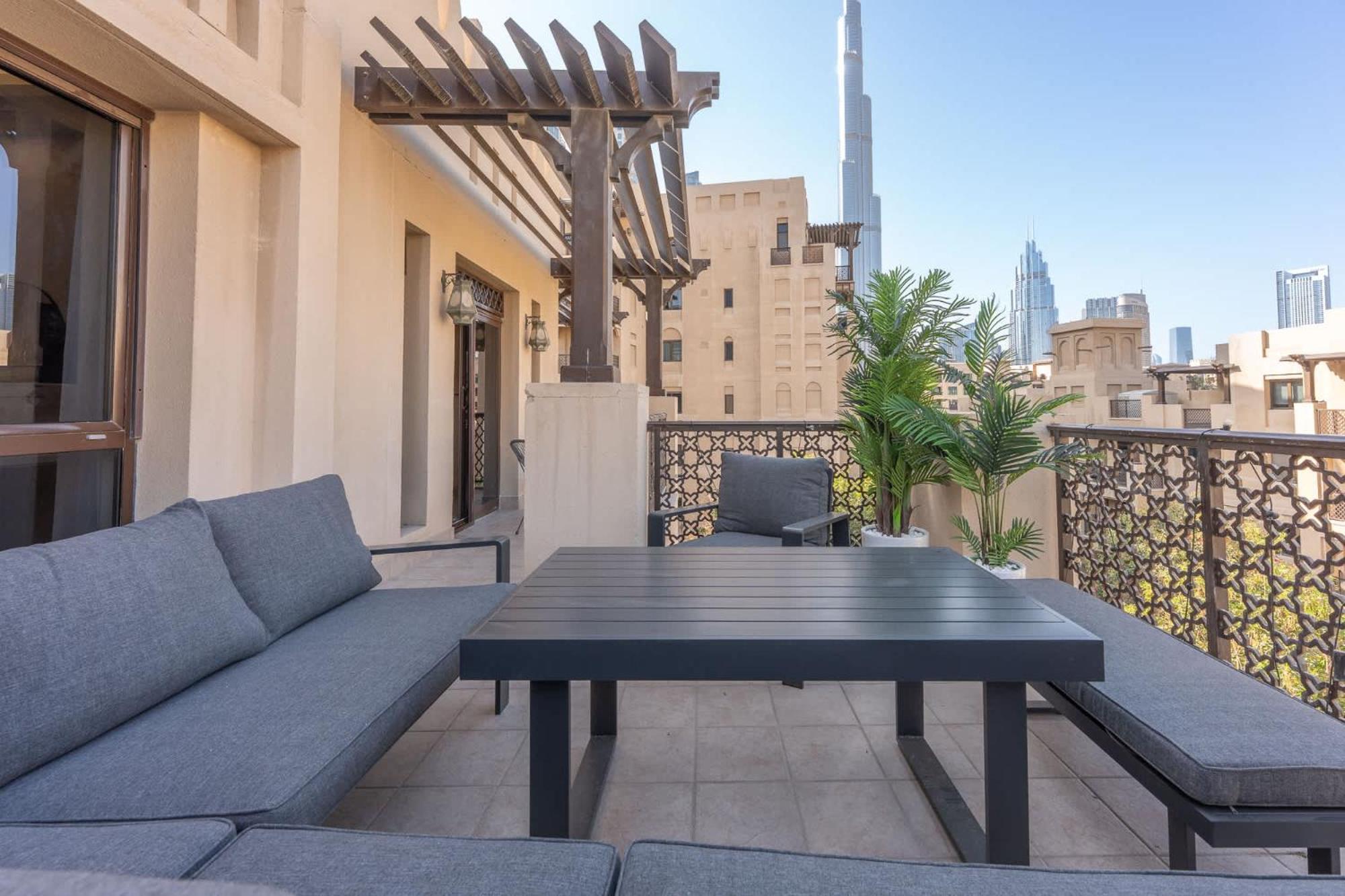 Luxury 2br With Full Burj Khalifa View 2-min Walk To Mall * Dubaï
