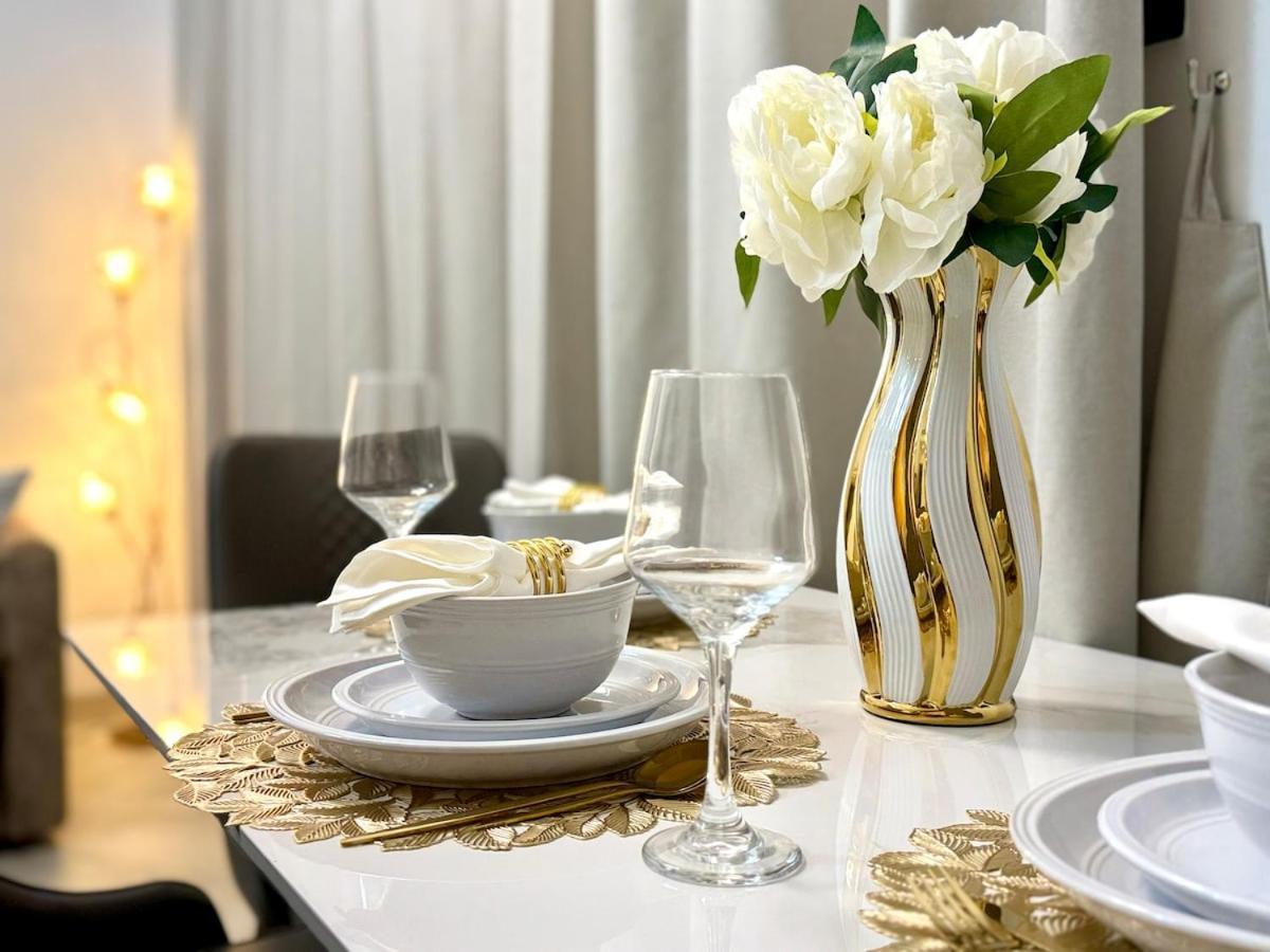 Brand New-fully Furnished Elegant 1br In Jvc Dubai