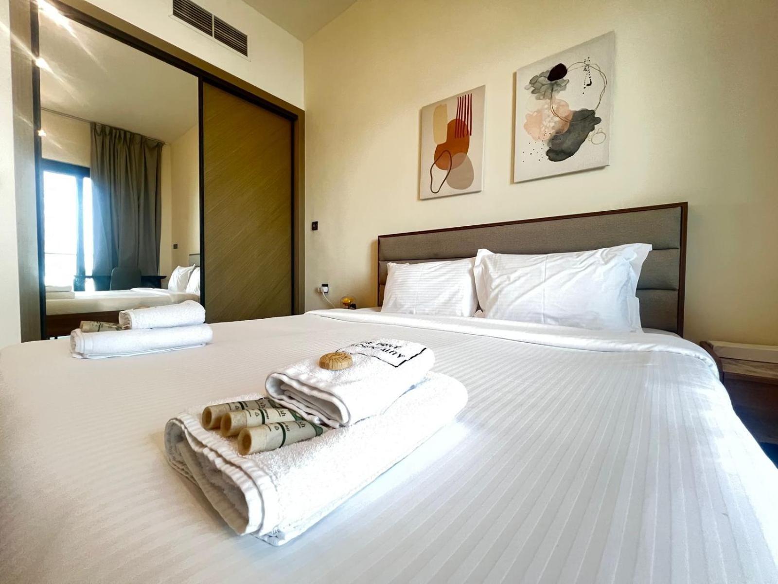 Spacious At Business Bay Canal L 10 Minutes To Mall L Burj Khalifa L Downtown Appartement *