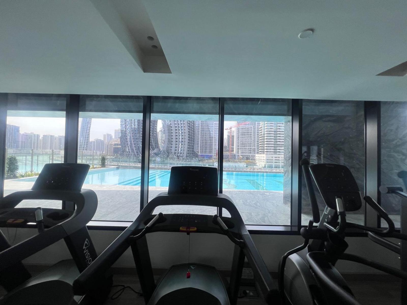 Spacious At Business Bay Canal L 10 Minutes To Mall L Burj Khalifa L Downtown Appartement Dubaï