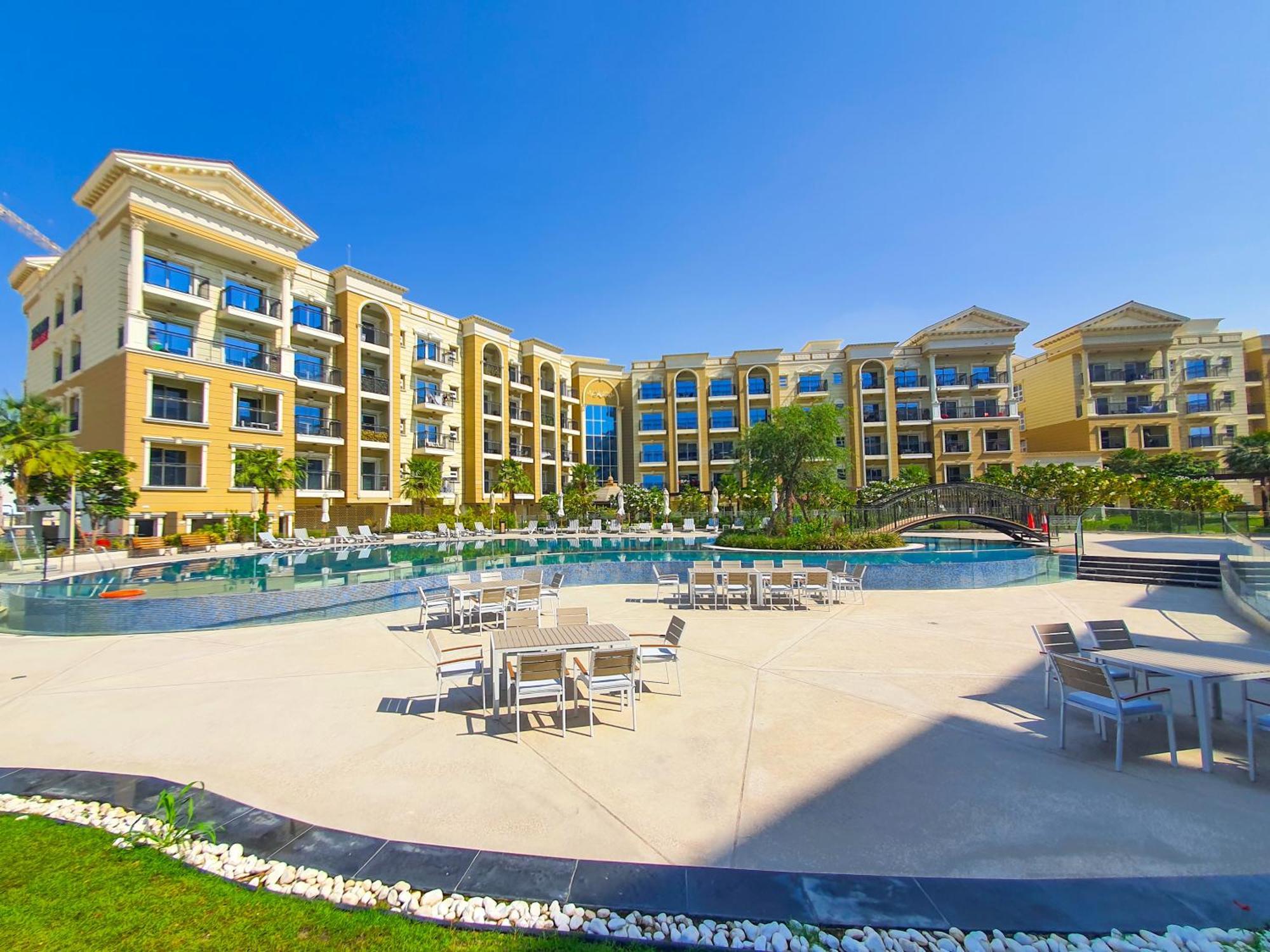 Modern Serene At Danube Perfect Vacation * Dubaï