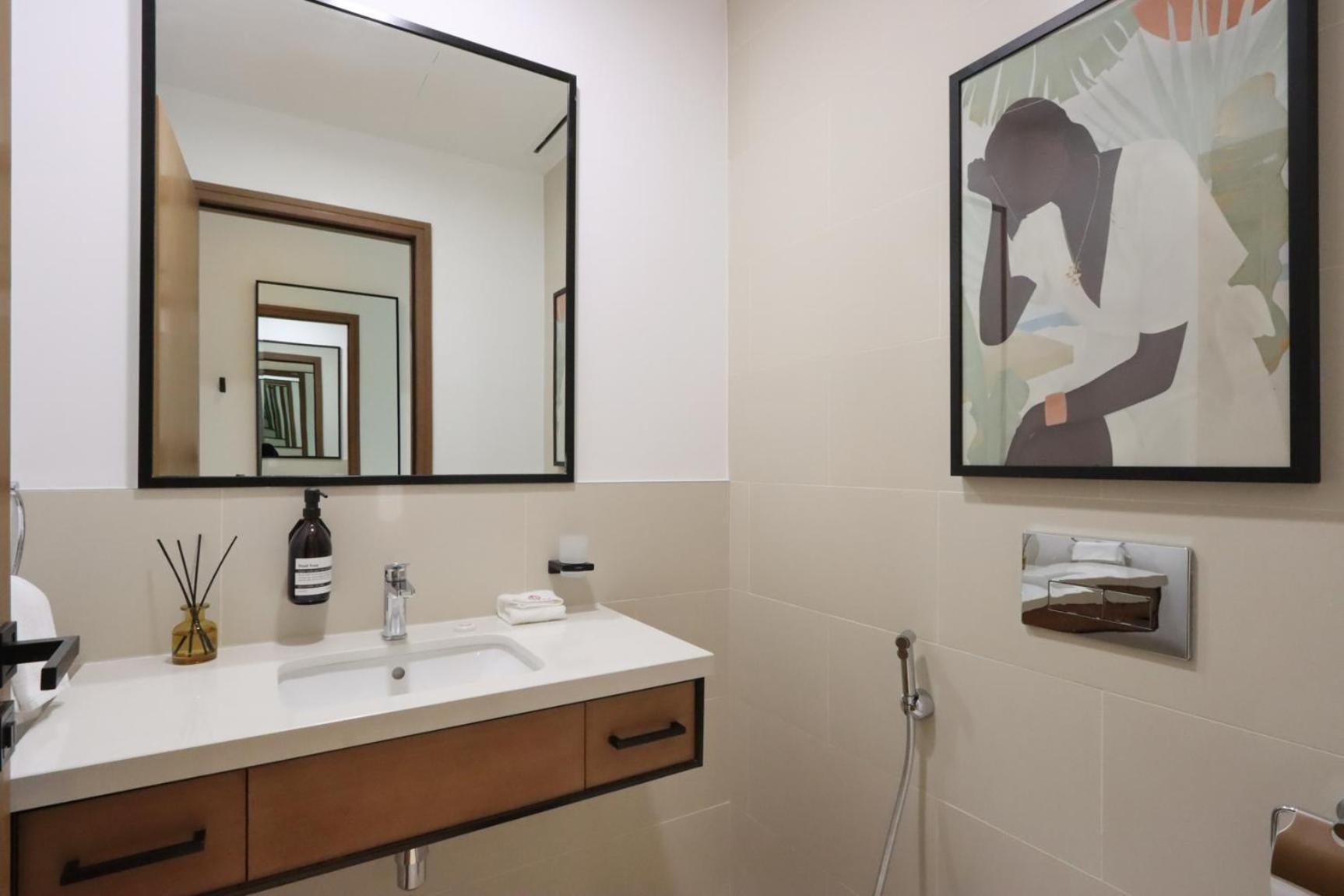 Livbnb - Vida Marina 1br Gem With Stunning Marina Views * Dubaï