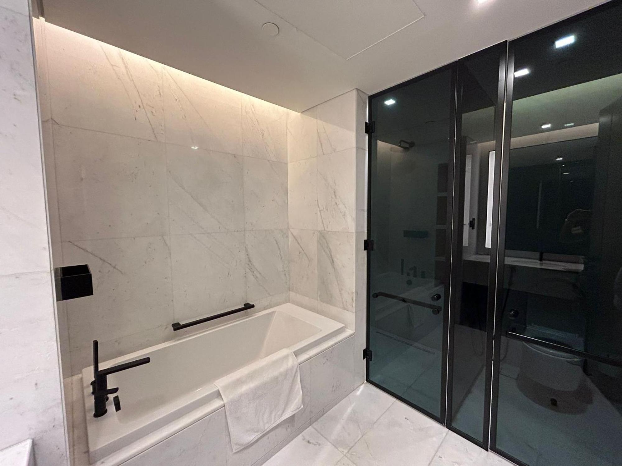 Bluewaters Island - Modern 2 Bedroom Full Appartement *