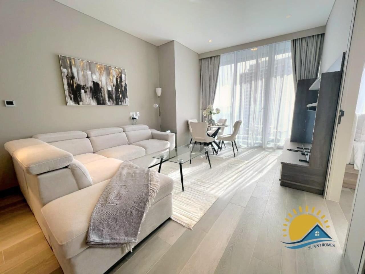 Marina Walk Gem Modern With Pool & Gym Access, Steps To & Metro Appartement