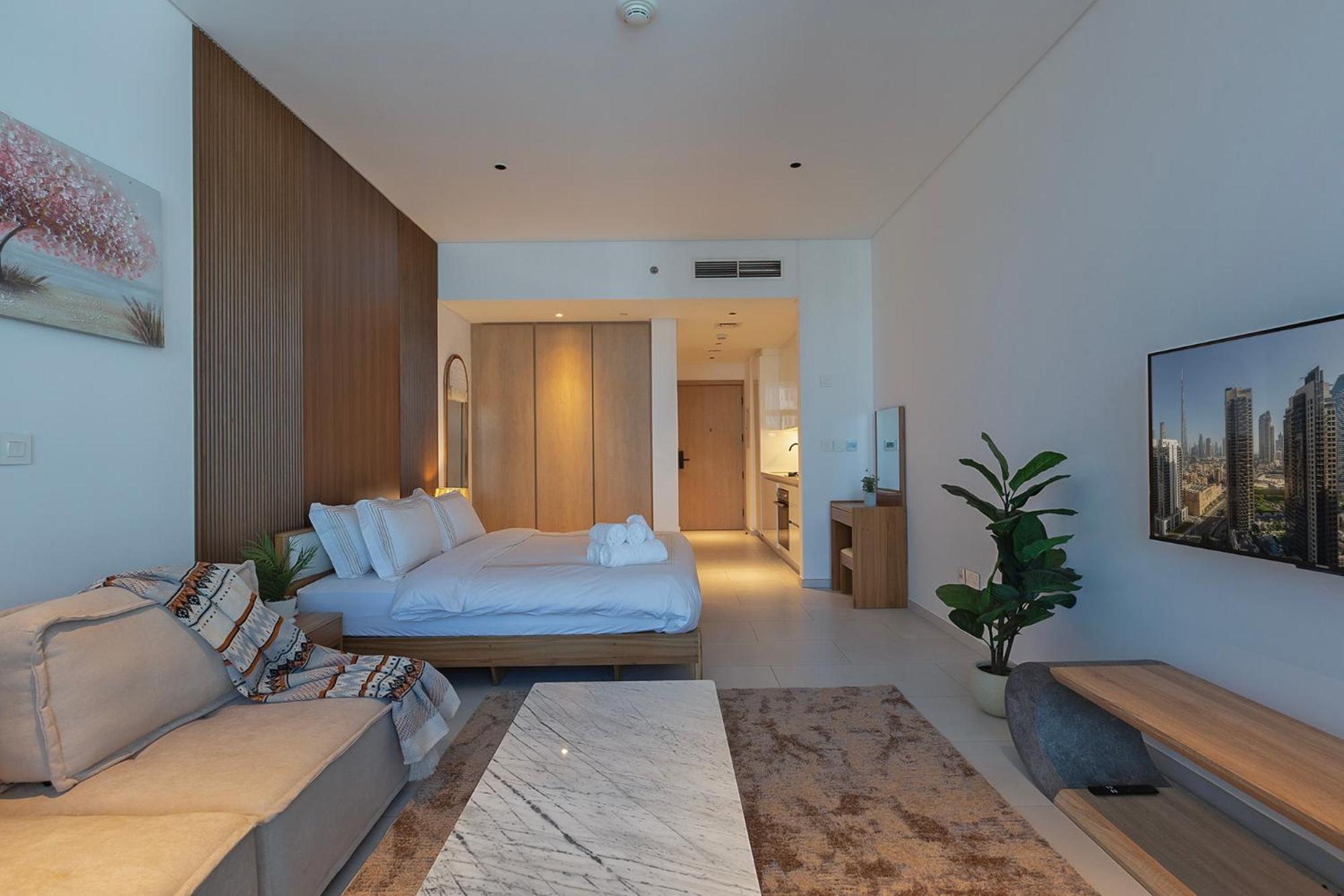 Burj & Beyond - Luxury With Burj Khalifa View *