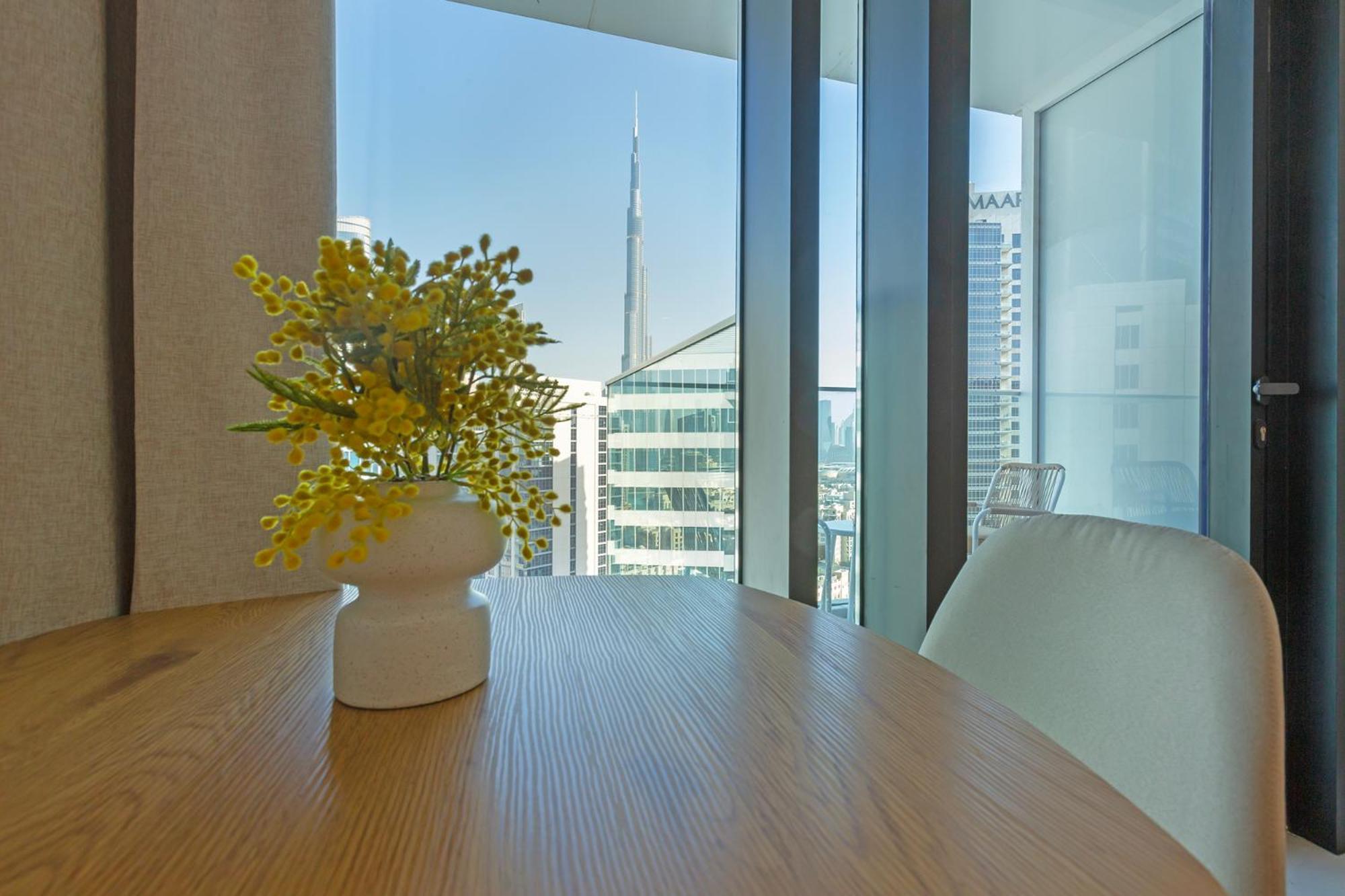 Burj & Beyond - Luxury With Burj Khalifa View *