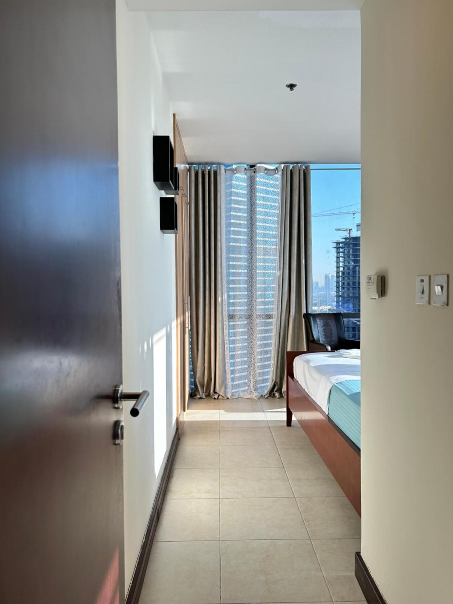 Appartement Click - Jlt - 2 Bedroom & Balcony Lakes View Entire -az *