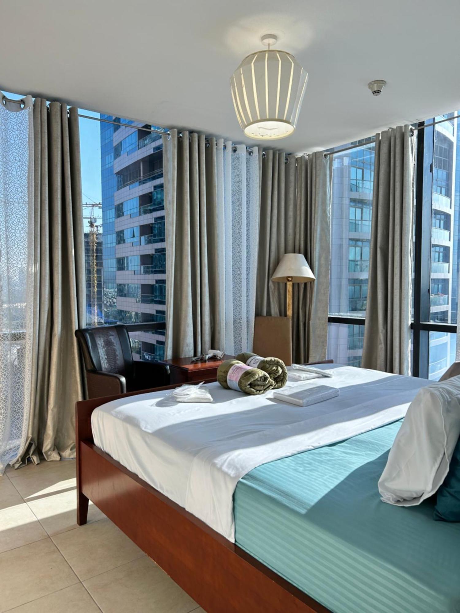 Click - Jlt - 2 Bedroom & Balcony Lakes View Entire -az Apartamento Dubái