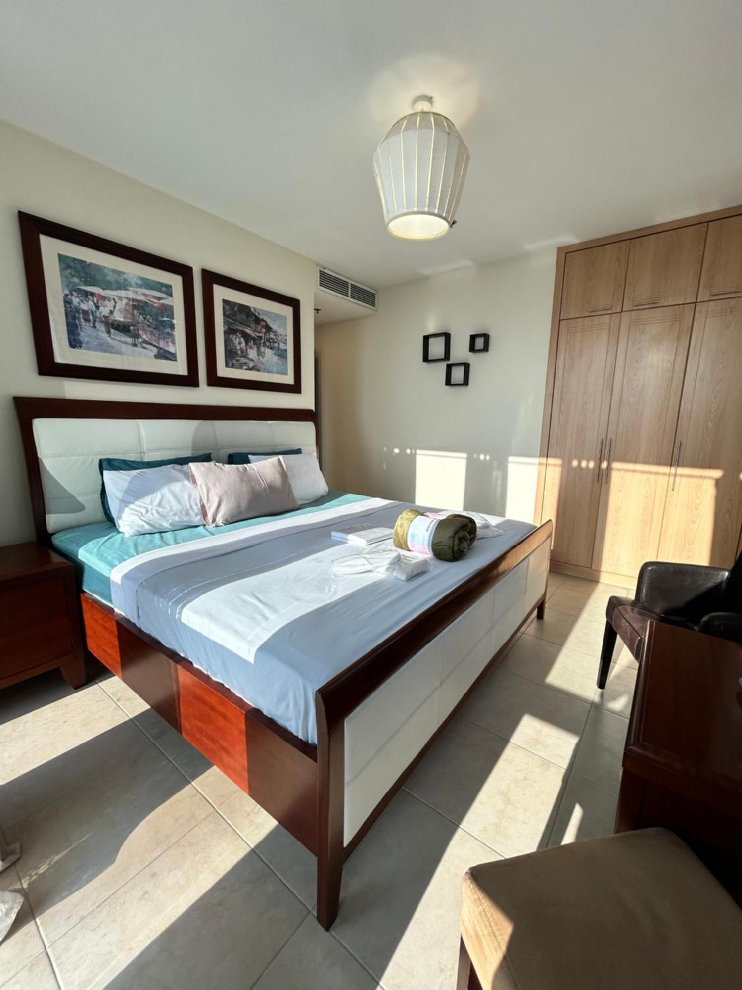 Appartement Click - Jlt - 2 Bedroom & Balcony Lakes View Entire -az