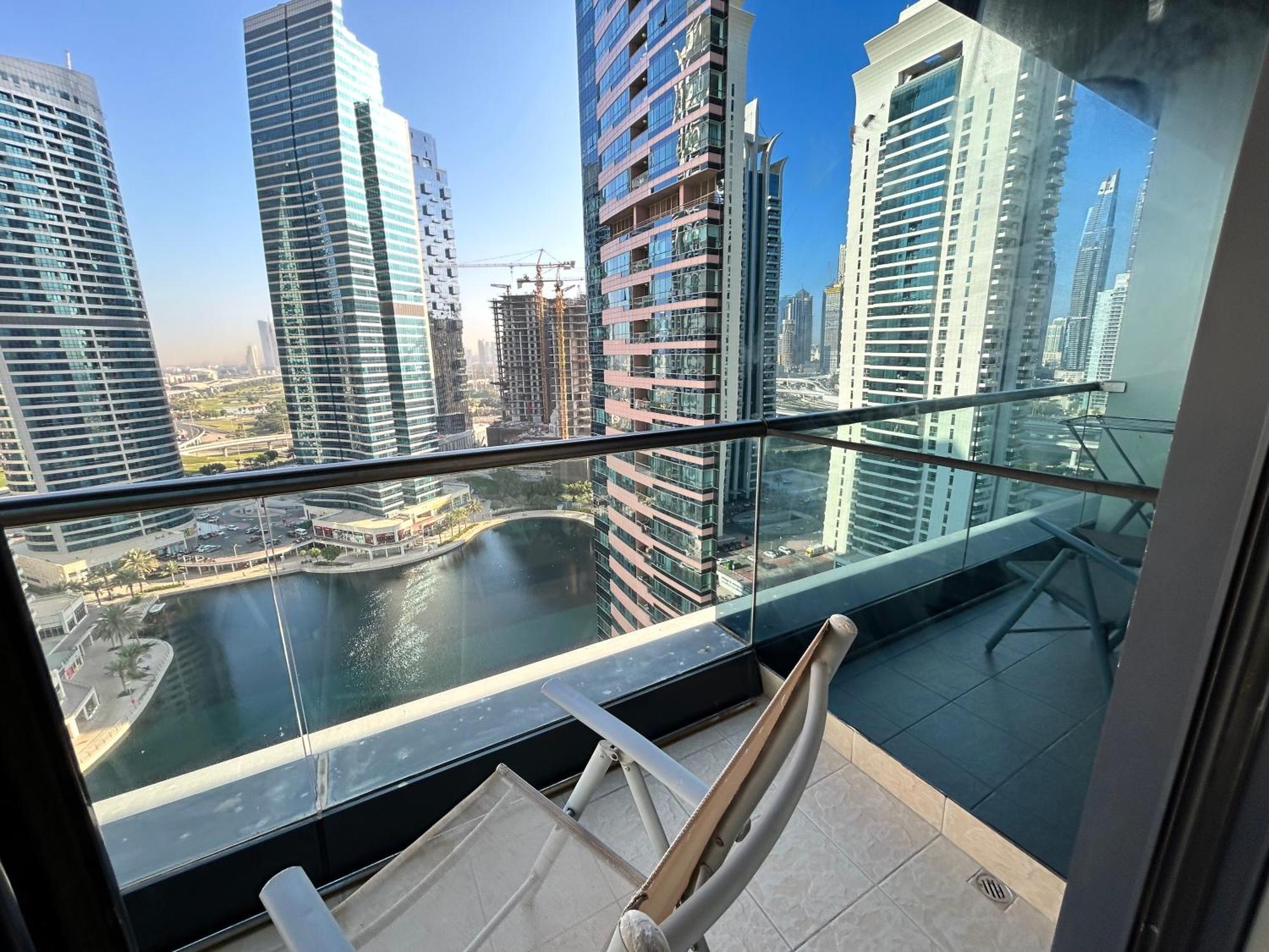 Click - Jlt - 2 Bedroom & Balcony Lakes View Entire -az Appartement Dubaï