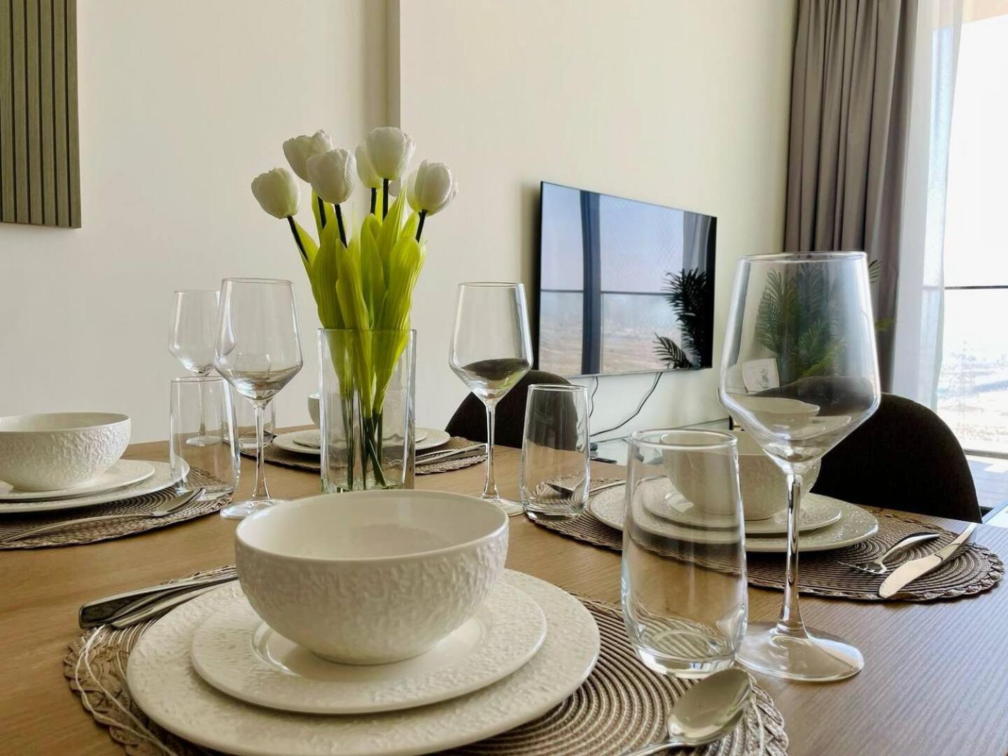 Contemporary Cocoon 1br Sanctuary In Jvc! Dubaï