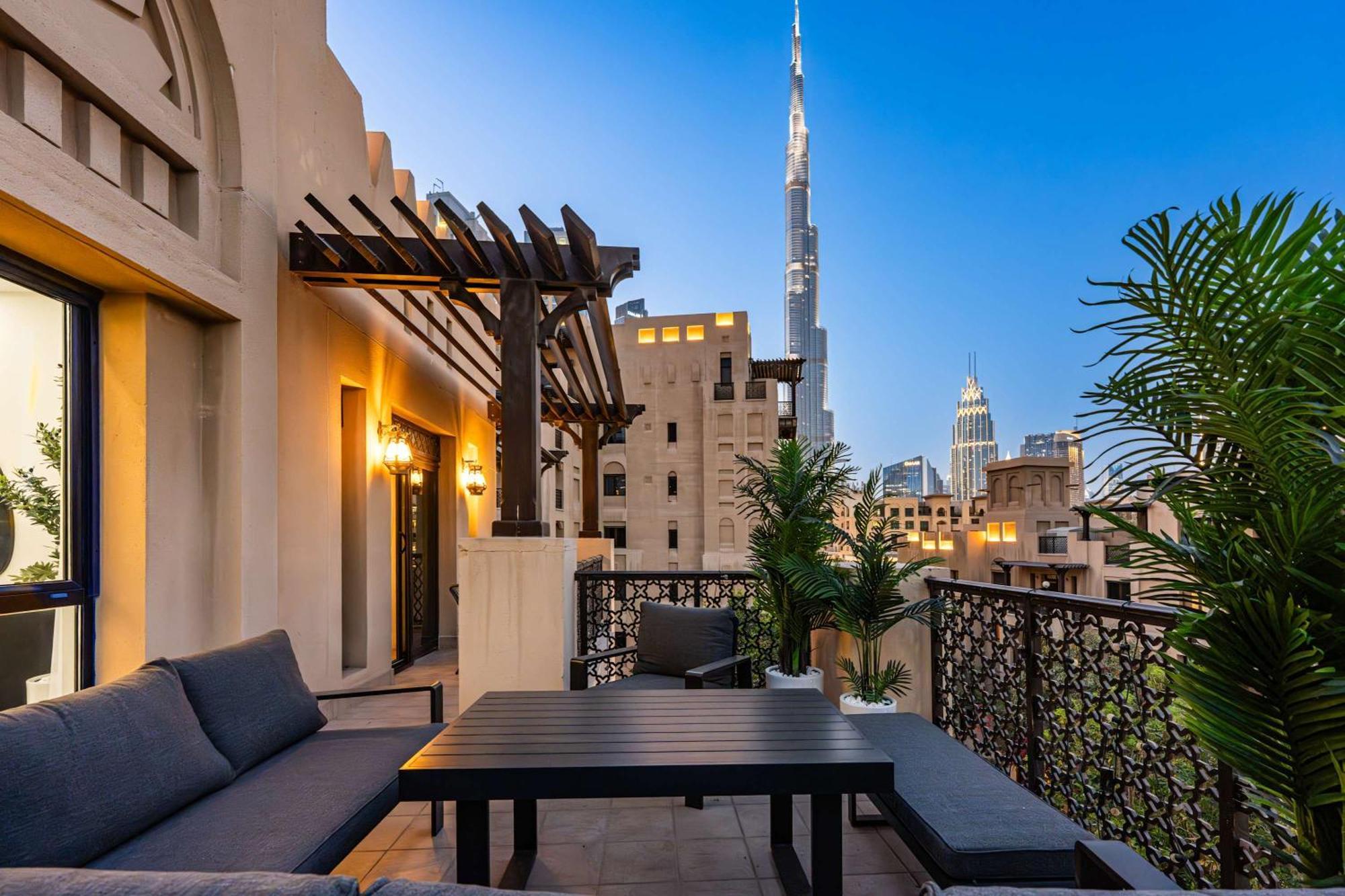 Luxury 2br With Full Burj Khalifa View 2-min Walk To Mall