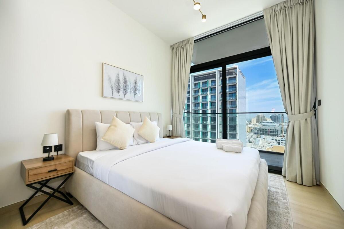 Lägenhet Stunning 1 Bdr Luxury At Jvc Dubai