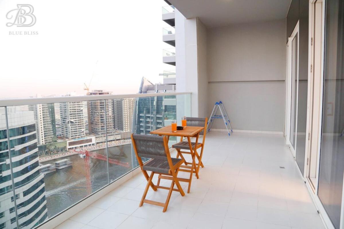 Stylish 2br In Business Bay Burj & Creek Views * Dubaï