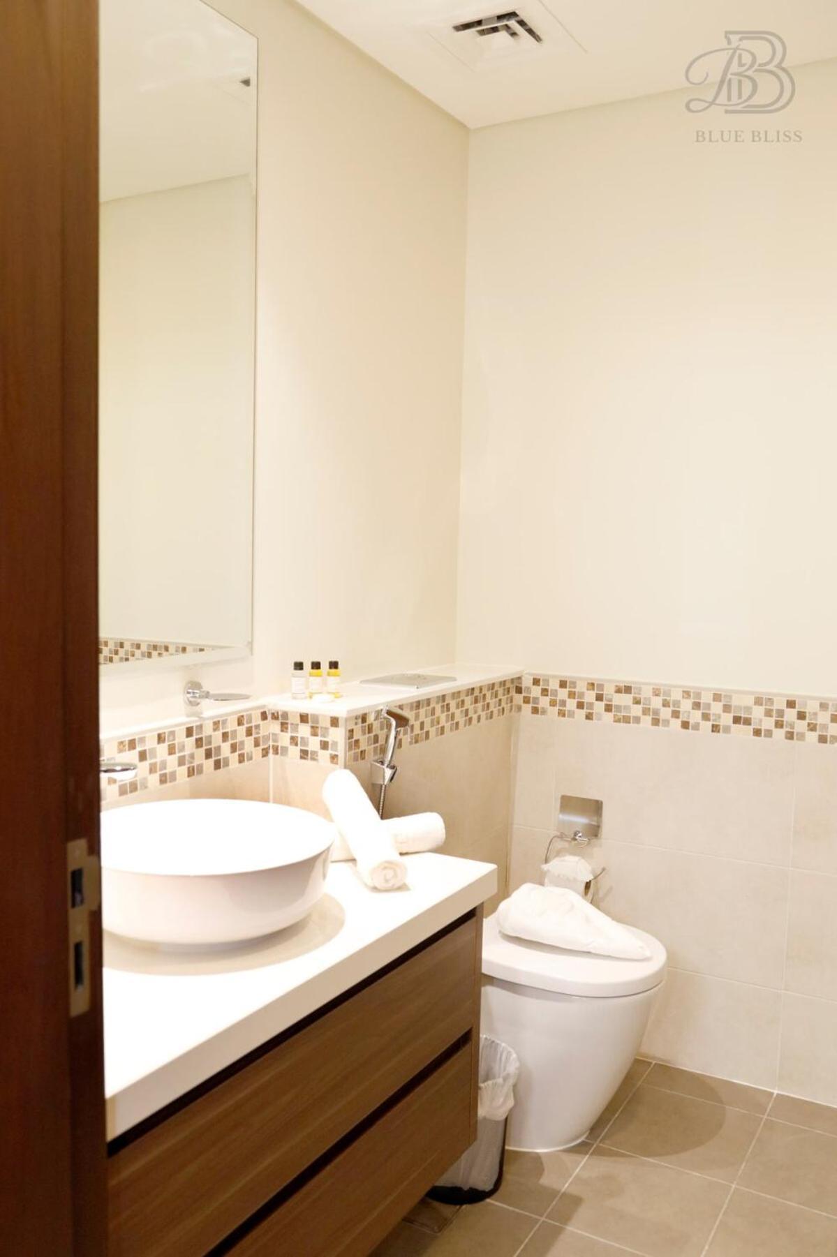 Stylish 2br In Business Bay Burj & Creek Views Appartement Dubaï