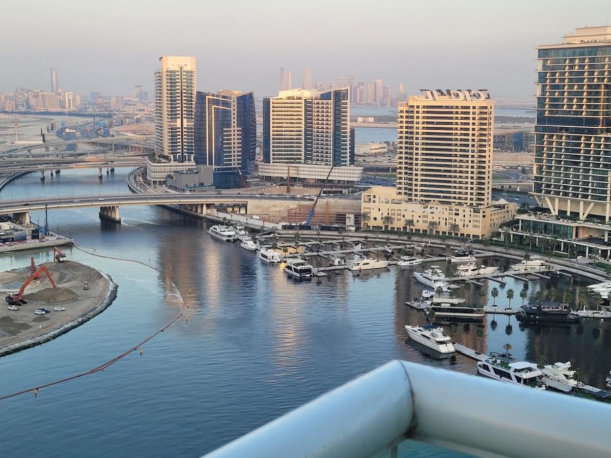 Appartement Stylish 2br In Business Bay Burj & Creek Views Dubaï