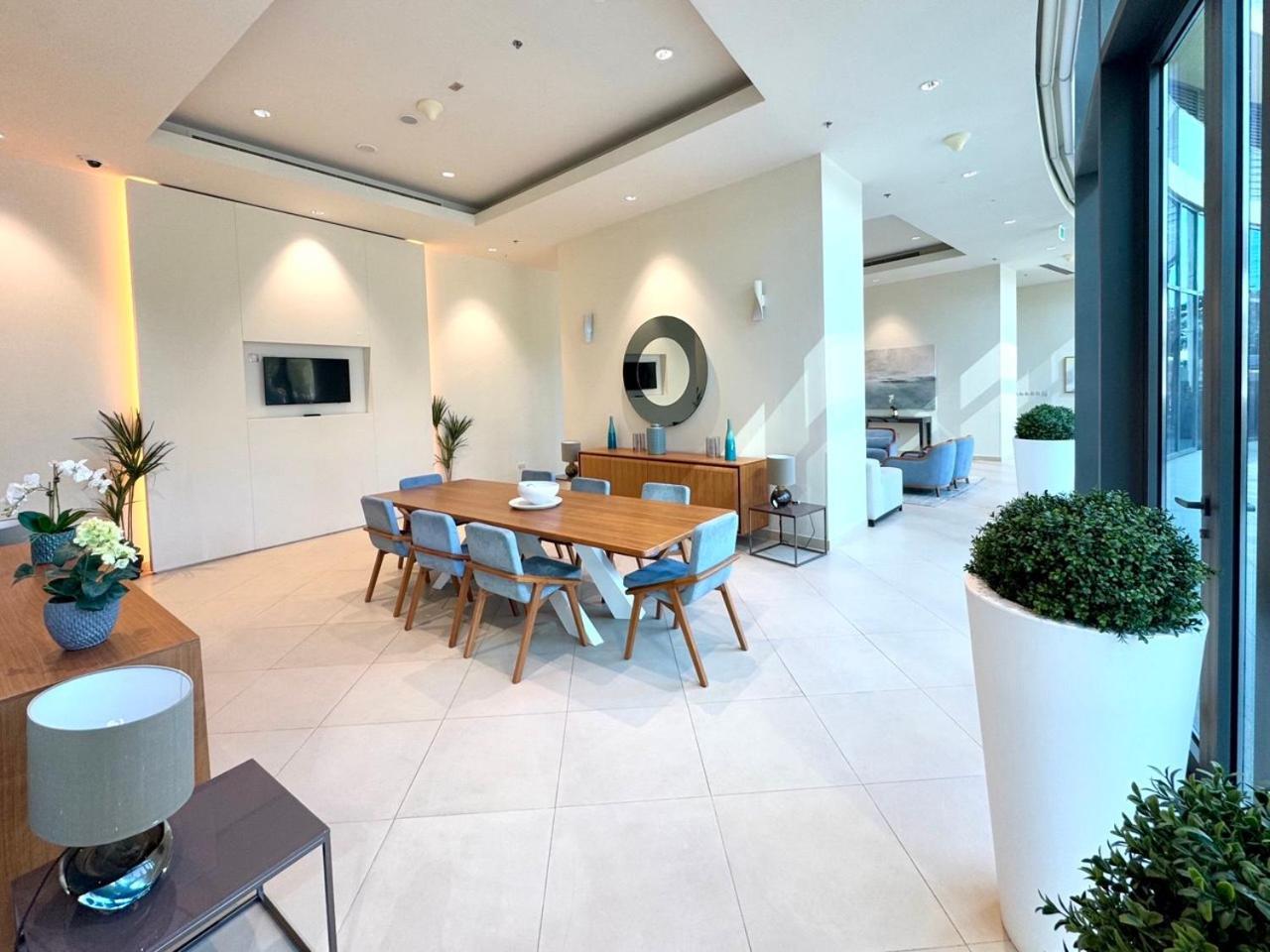 Appartement Burj Vista Luxury 2br ,full Burj Khalifa View ,direct Mall & Metro Access *
