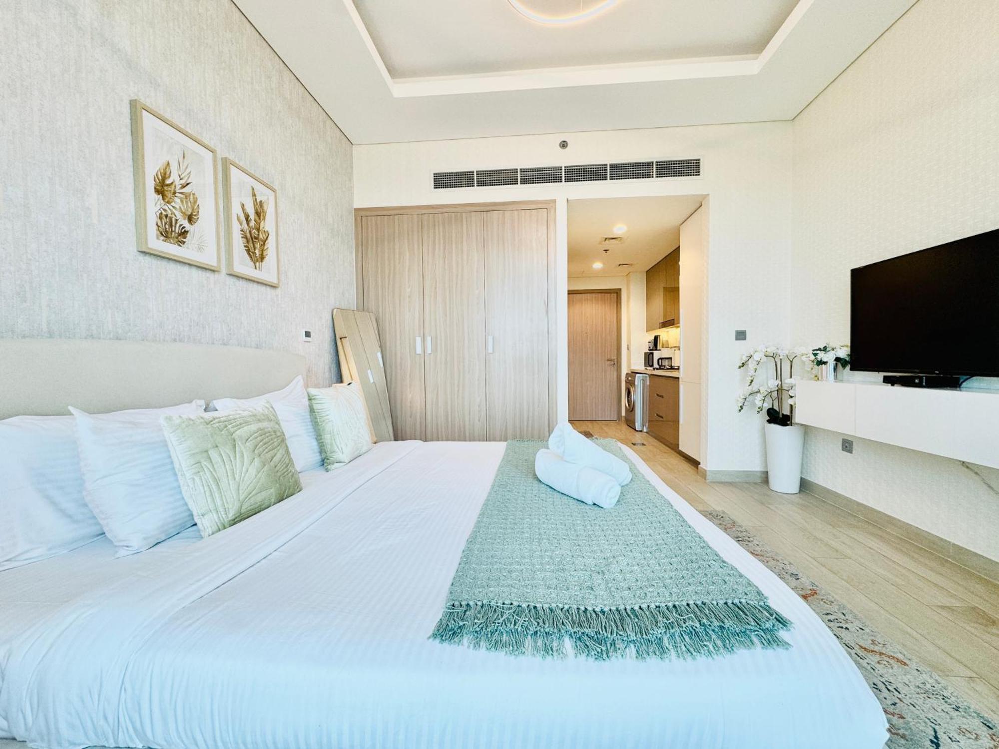 Apartemen Venduras - Skyline View Farhad Azizi Al Jaddaf *