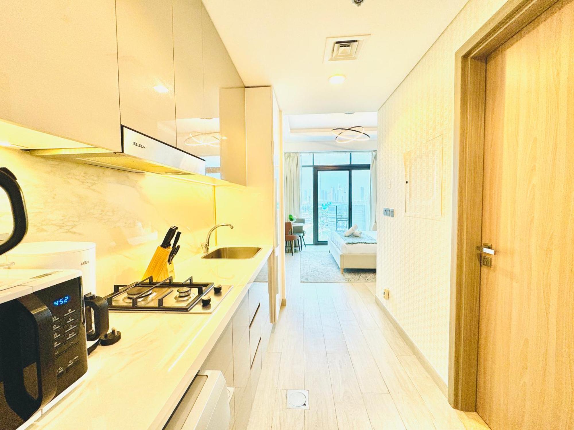 Apartemen Venduras - Skyline View Farhad Azizi Al Jaddaf Dubai