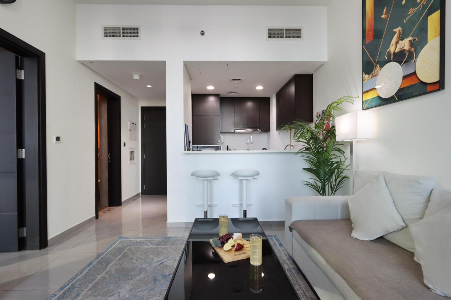 Livbnb - Bright 1 Bedroom In Merano Tower Appartement Dubaï