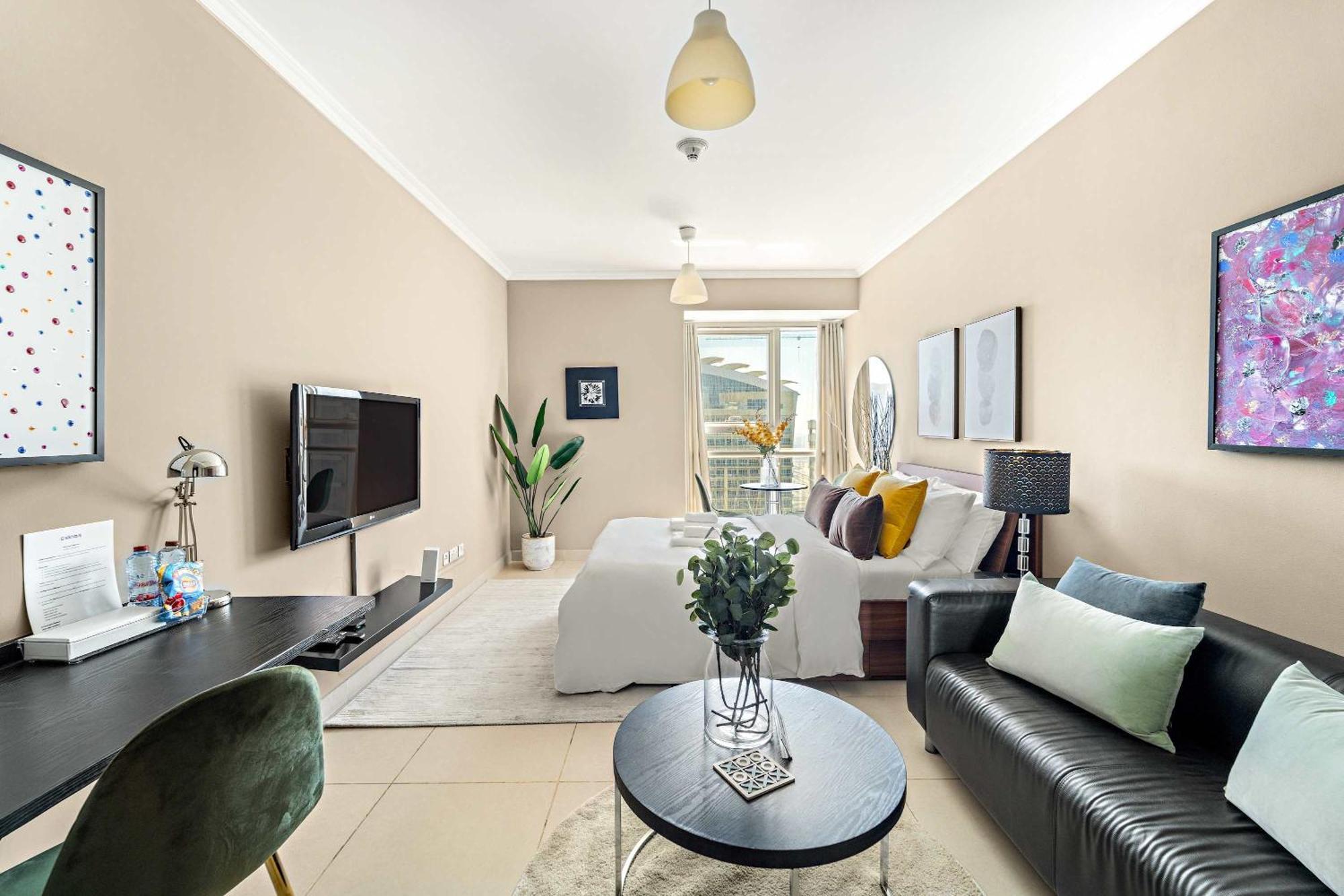 Apartment Silkhaus Modern Near Almas In West