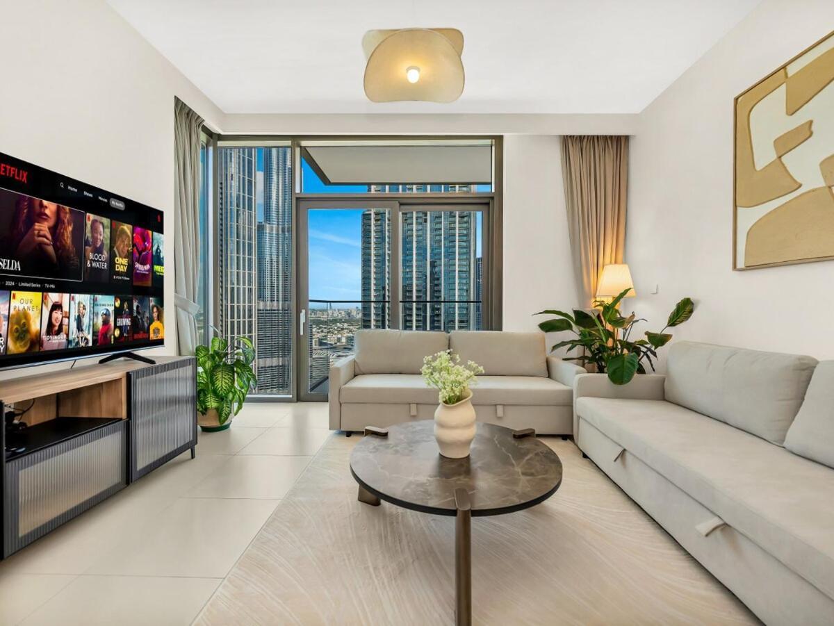 Appartement Modern High Rise 2br With Burj Khalifa Views, Steps From Opera And Near Mall *