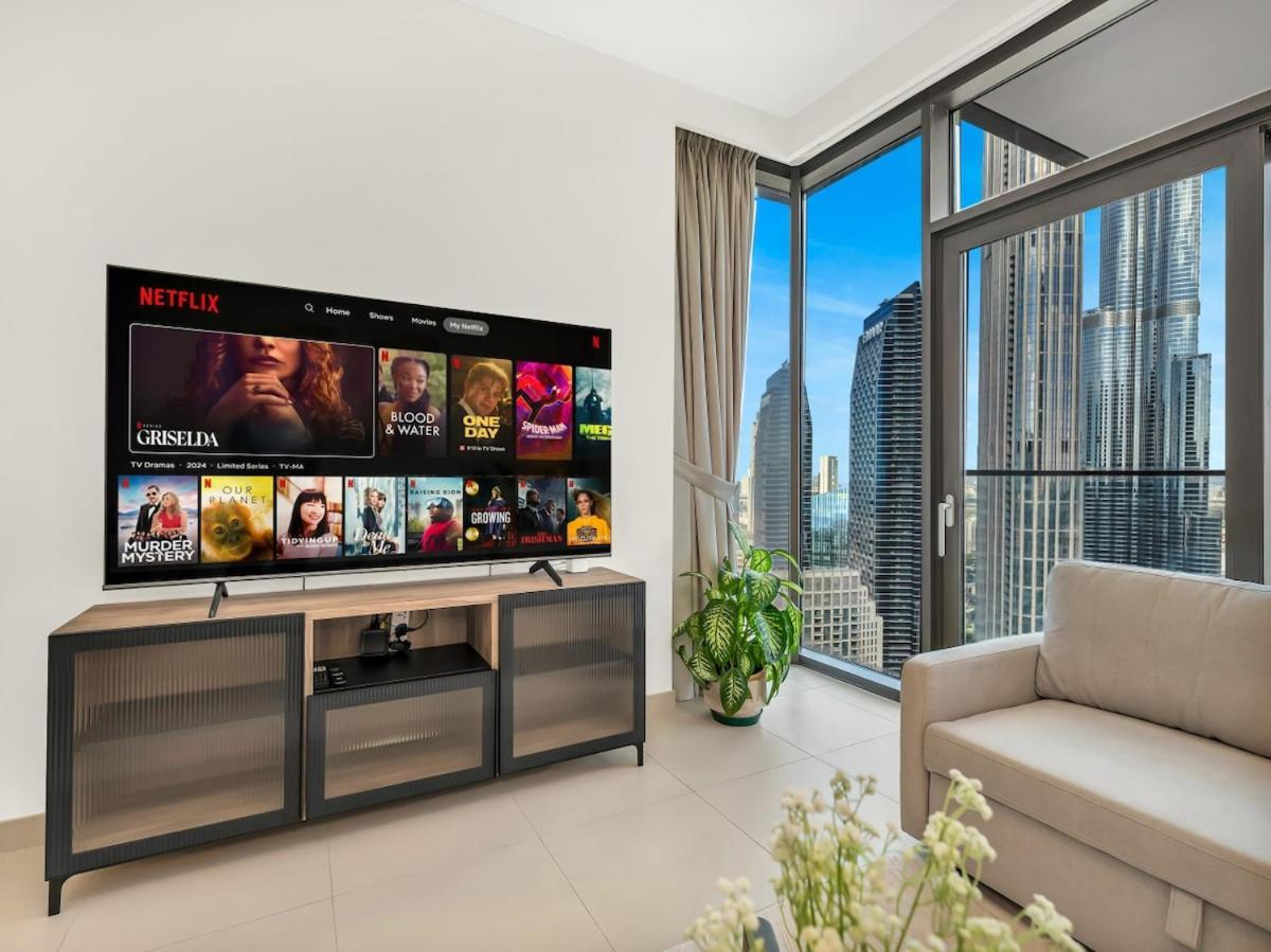 Modern High Rise 2br With Burj Khalifa Views, Steps From Opera And Near Mall Appartement