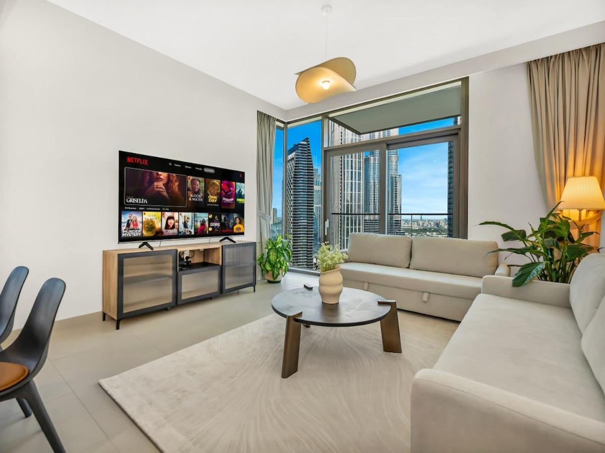Modern High Rise 2br With Burj Khalifa Views, Steps From Opera And Near Mall Appartement
