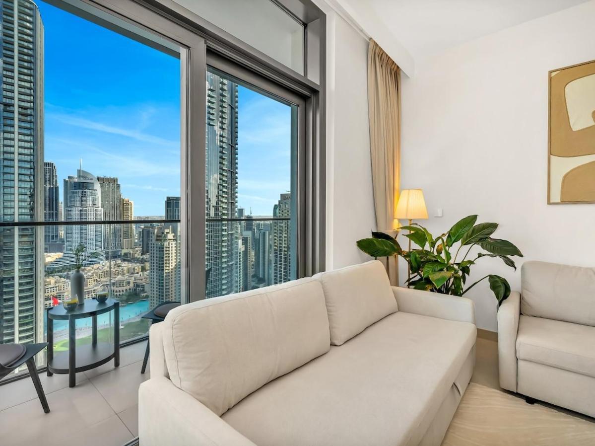 Appartement Modern High Rise 2br With Burj Khalifa Views, Steps From Opera And Near Mall