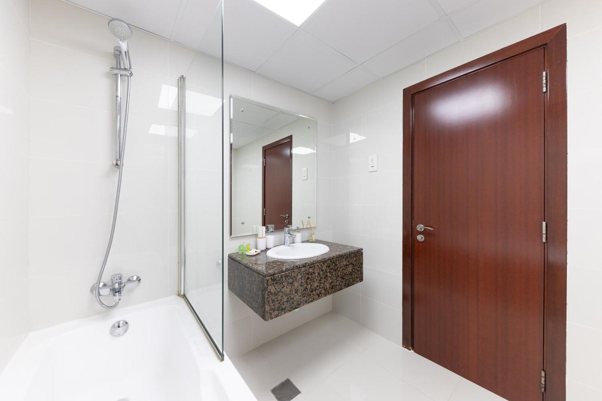 Luxe 2br Retreat With Ain View For 6 Guests