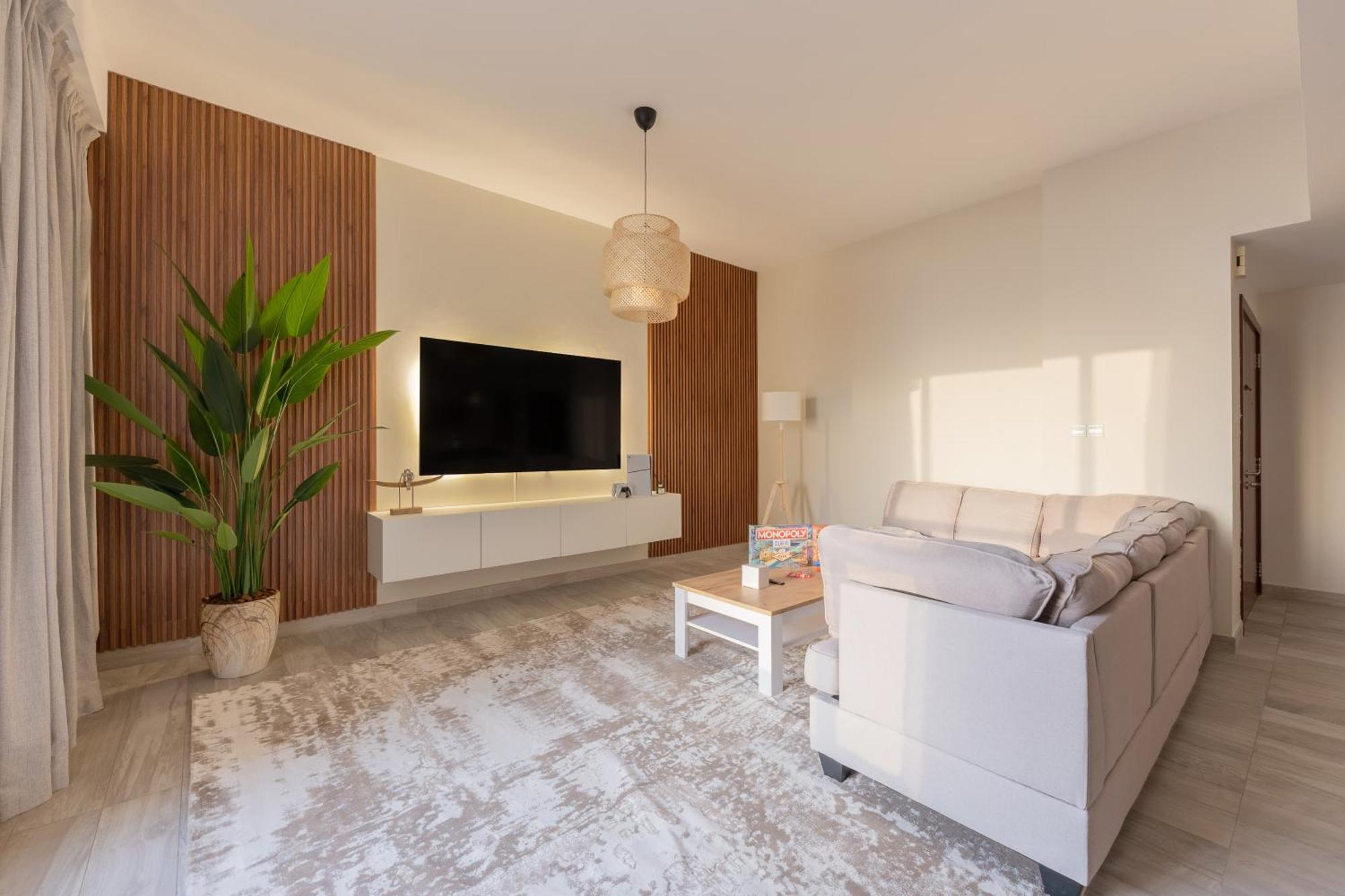 Appartement Luxe 2br Retreat With Ain View For 6 Guests Dubaï