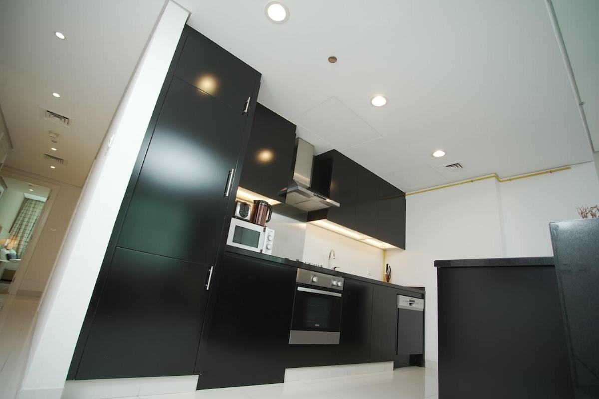 Amazing Three Bedroom Burj Khalifa View- Downtown Appartement