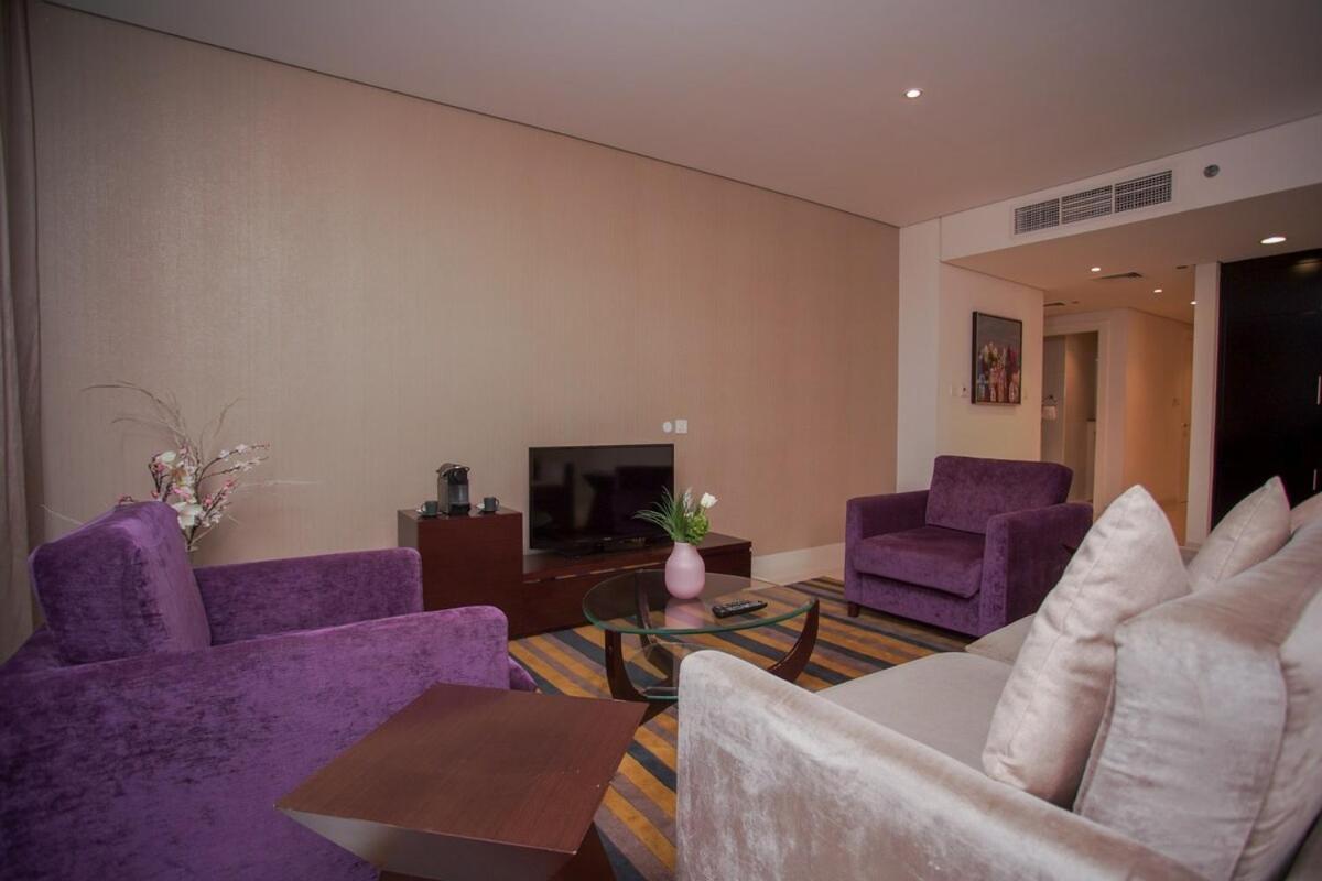 Amazing Three Bedroom Burj Khalifa View- Downtown Appartement *