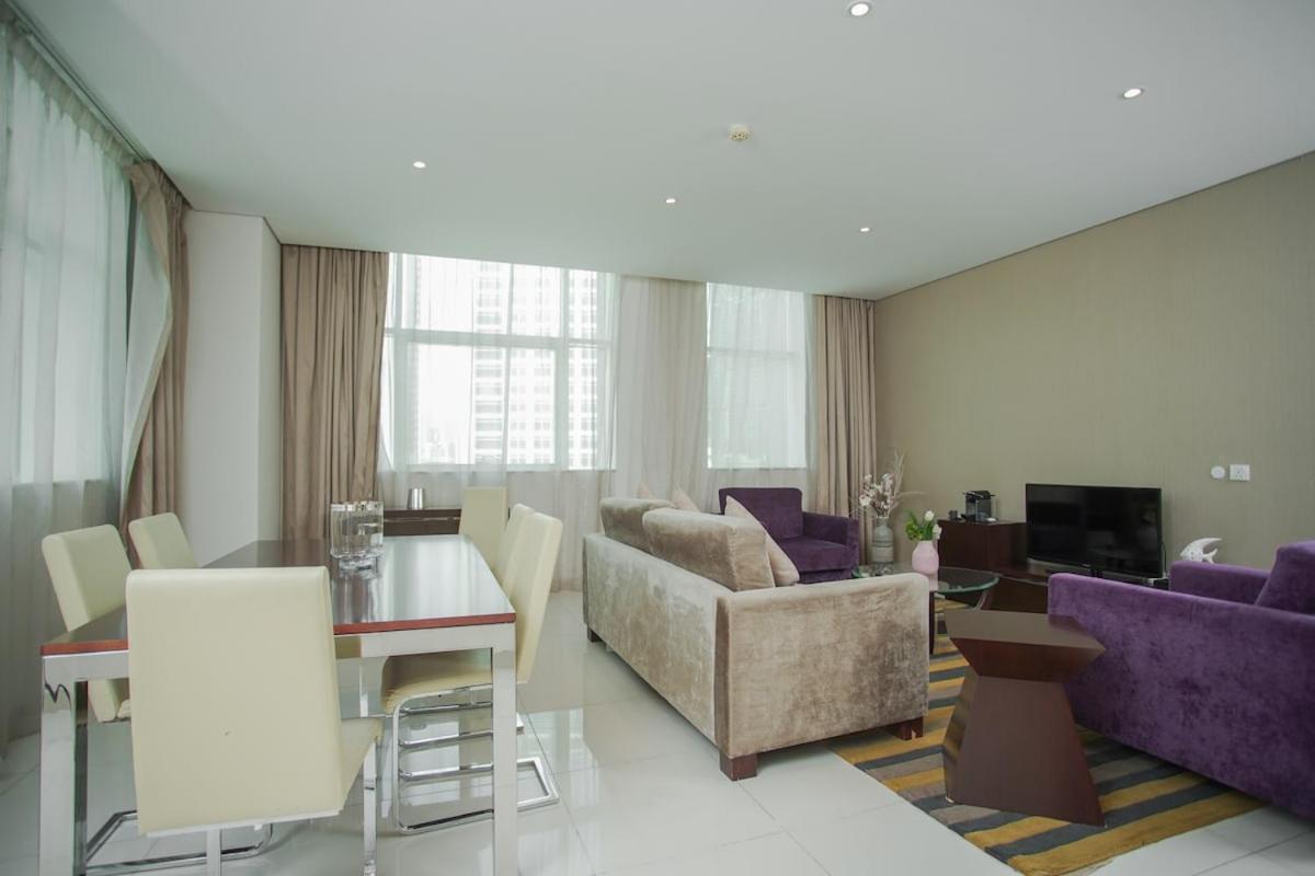 Amazing Three Bedroom Burj Khalifa View- Downtown Appartement