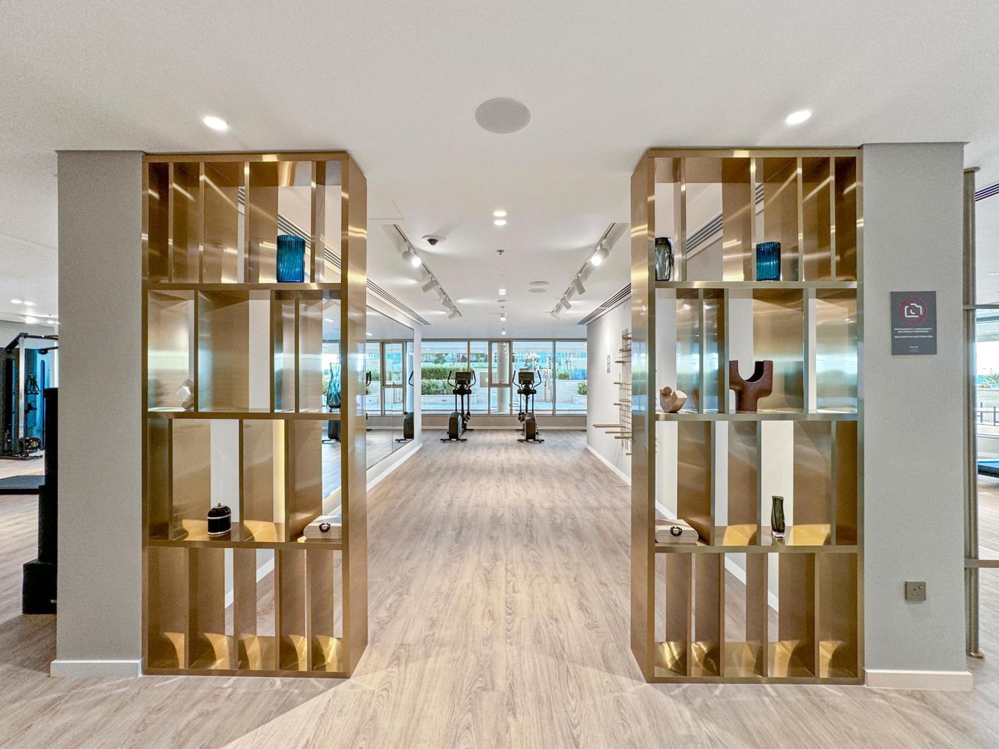 Lejlighed Coastal Elegance 1-bedroom In Grand Bleu Dubai