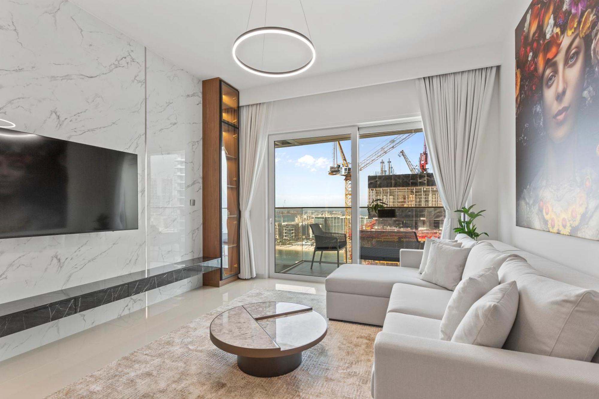 Coastal Elegance 1-bedroom In Grand Bleu Appartement Dubaï