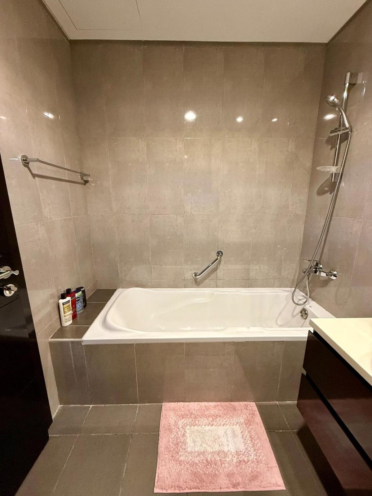 Damac Merano Lux 2 Bedroom 3 Baths *