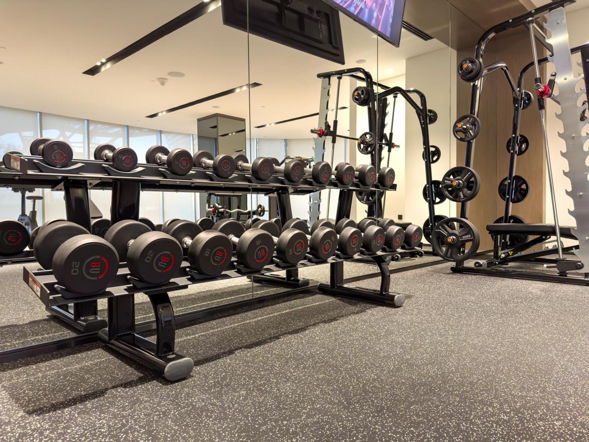 Grande Signature 2 Bedroom I Persian Gulf Views I Free Parking, Gym, Pool, Wi-fi & Ps5 I By Skyline Serenity Apartamento