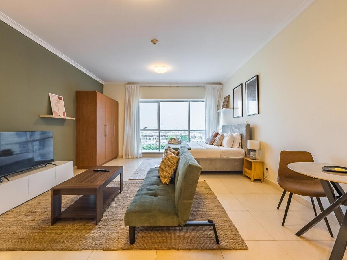 Stylish Escape In The Heart Of Jlt Appartement