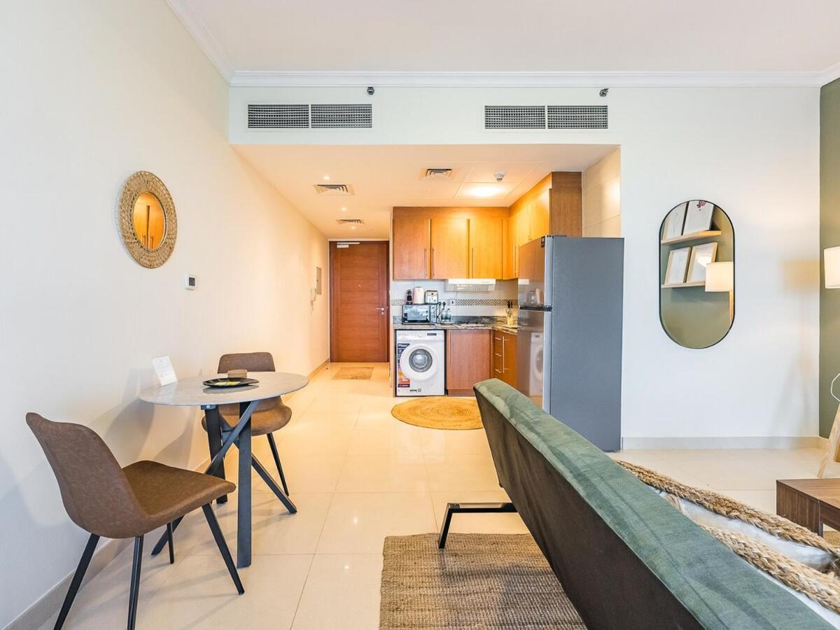 Stylish Escape In The Heart Of Jlt Appartement