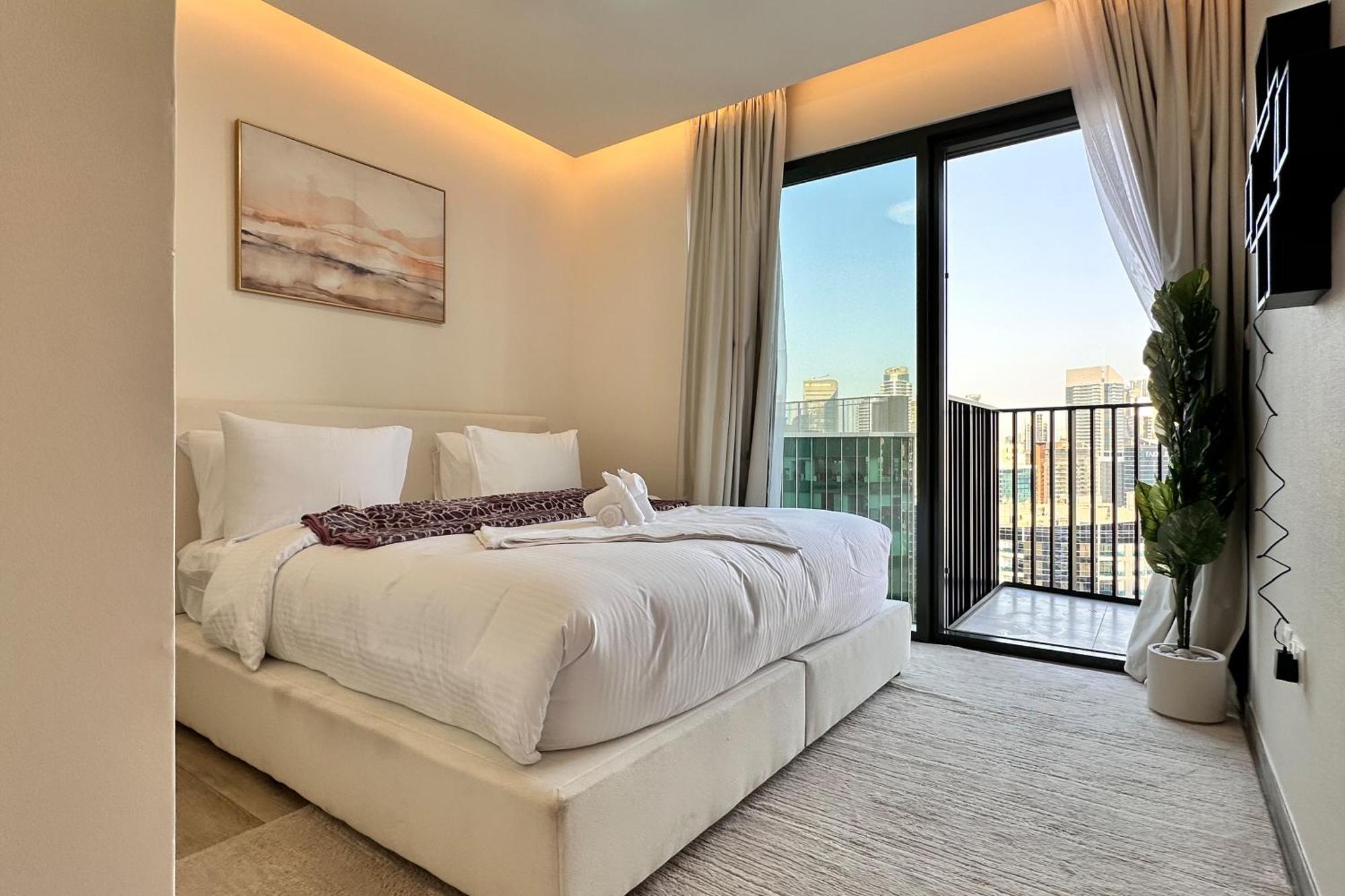 Vserve Modern Oasis Canal & Burj Views Appartement