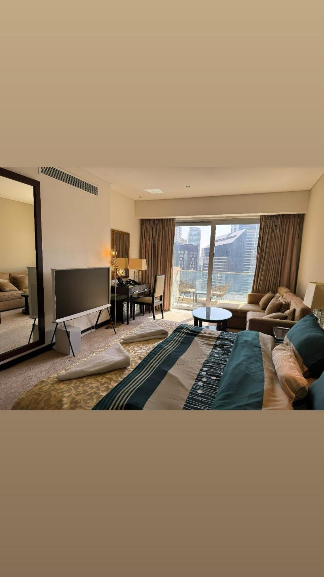 Apartamento Address Marina Mall - Full Marina Views, Balcony, Kitchen & Parking Dubái