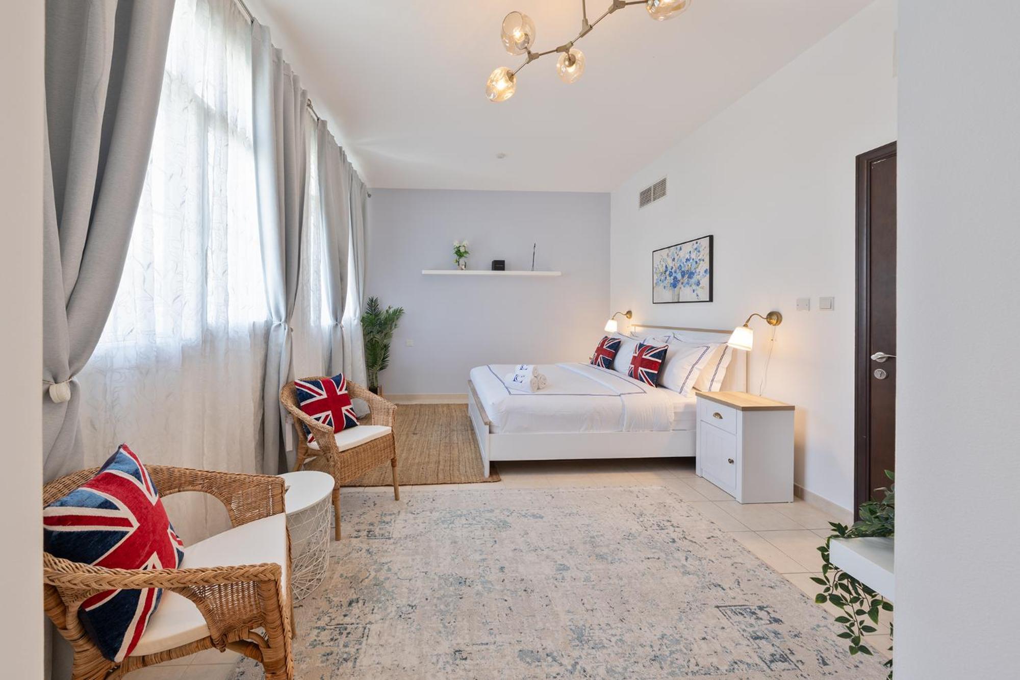 Luxury Escapes - Luxury Short-term 2bhk Maids Dubaï