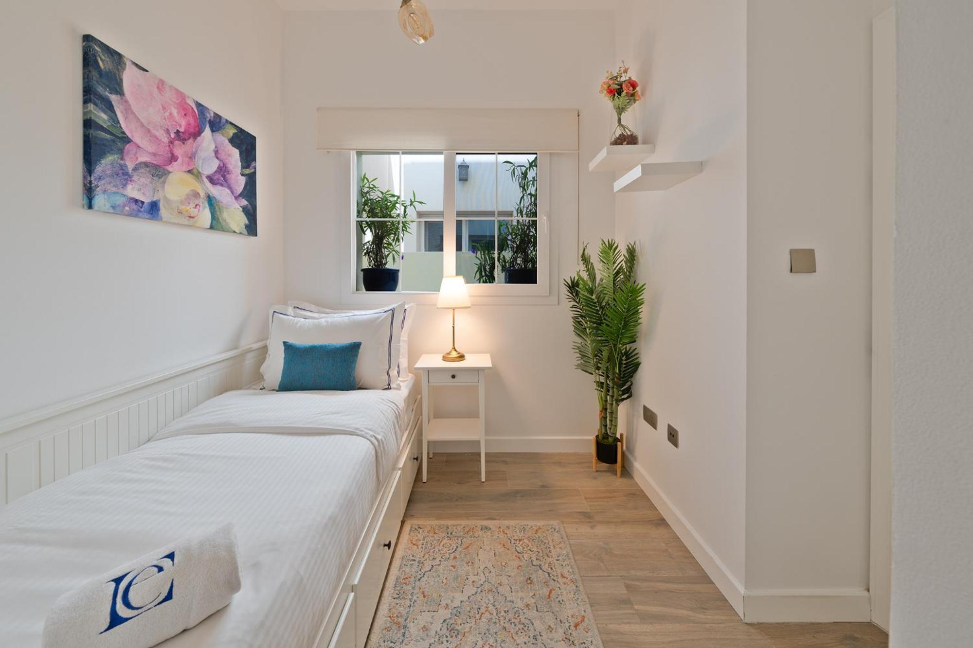 Luxury Escapes - Luxury Short-term 2bhk Maids * Dubaï