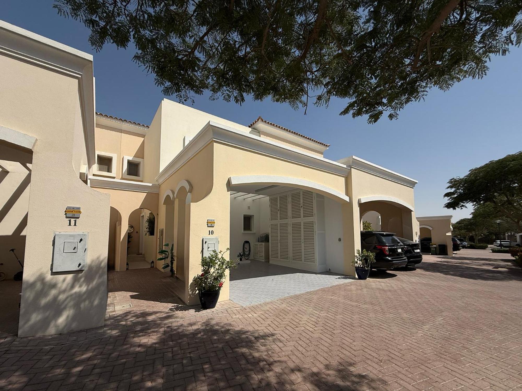 Luxury Escapes - Luxury Short-term 2bhk Maids *
