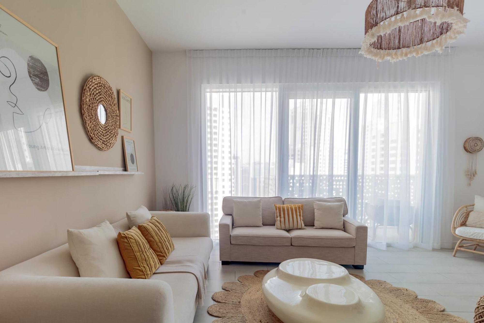 La Vie, Jbr Private Beach, Private Parking And Pool Appartement
