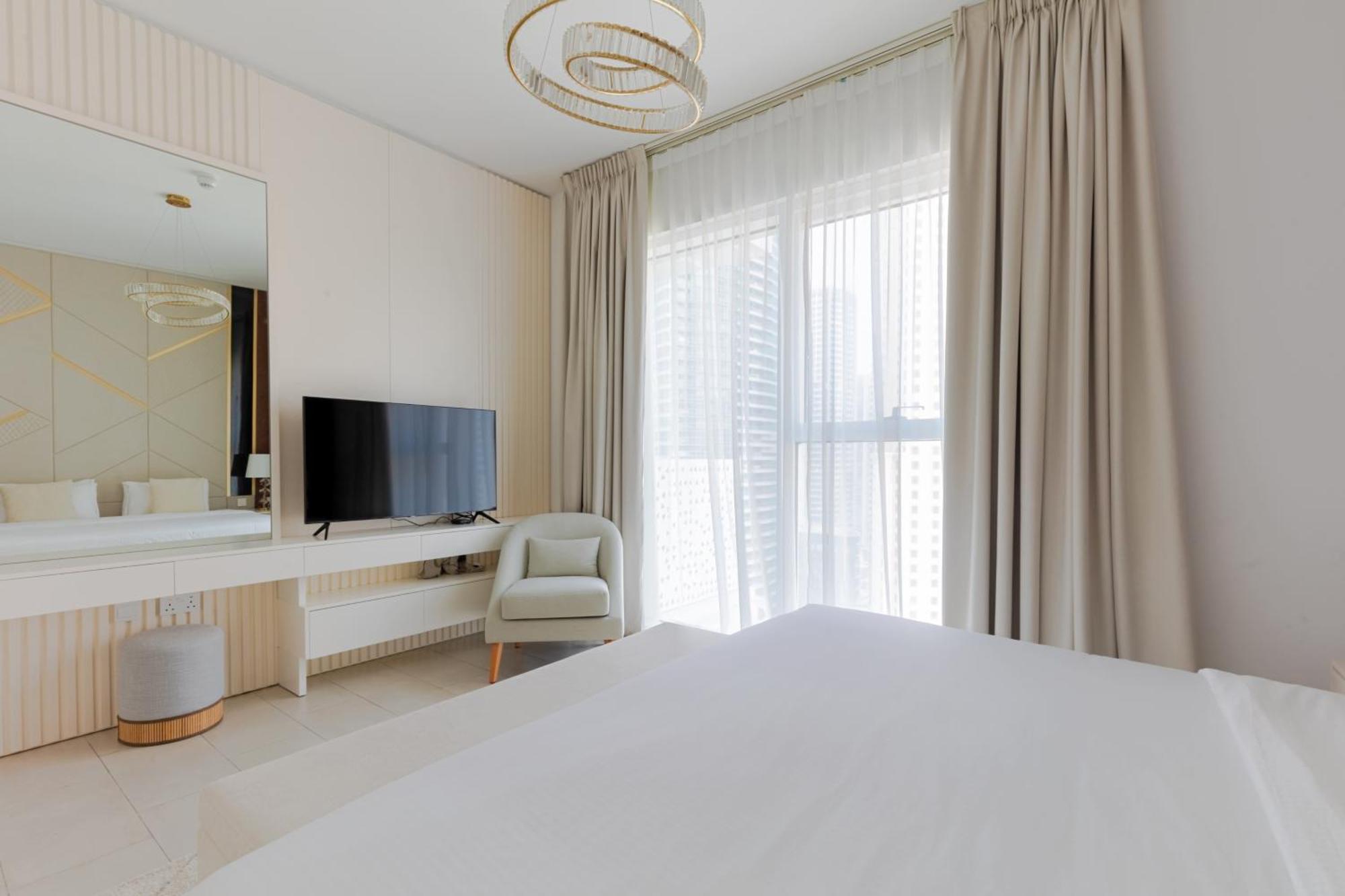 Appartement La Vie, Jbr Private Beach, Private Parking And Pool *
